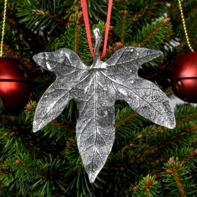Pewter Ivy Leaf Everlasting Hanging Christmas Tree Decoration | Image 1