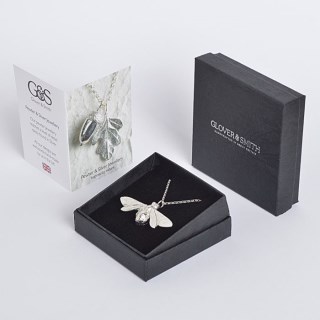 Bee Necklace (Large) UK Made Pewter Jewellery Bee Gifts For Her | Image 4