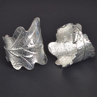 Pewter Oak Leaf And Acorn Napkin Rings Set of 8 | 10th Wedding Anniversary Gifts | Image 2