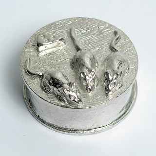 3 Blind Mice English Pewter Trinket Box | Image 2
